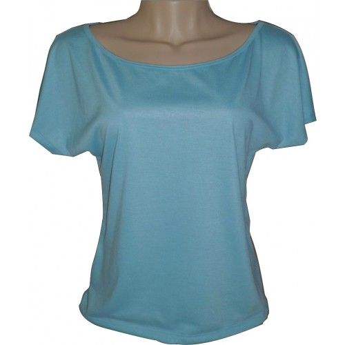 BLUSA COM DECOTE  EM PV