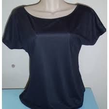 BLUSA DECOTADA EM PV